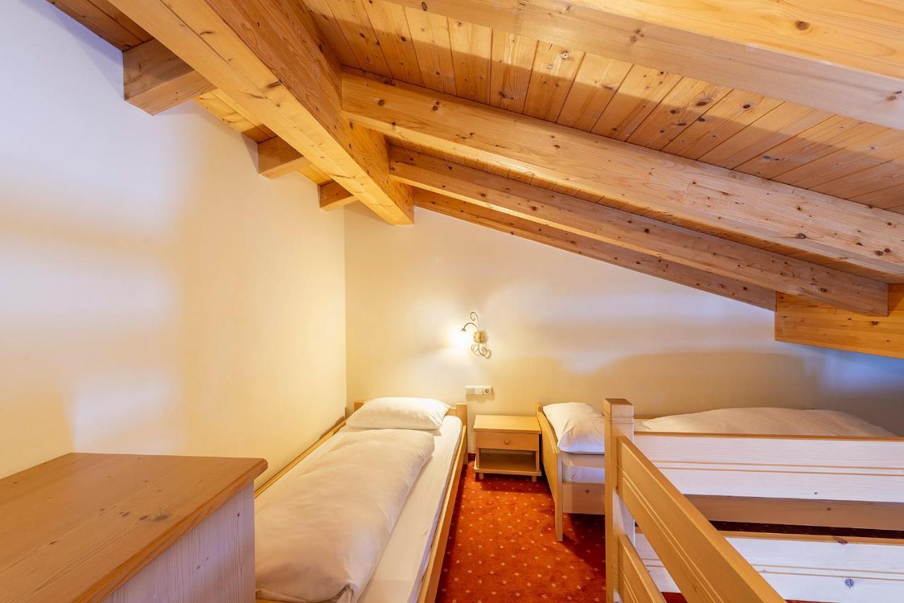 Hotel Garni Gran Fanes Corvara In Badia Esterno foto